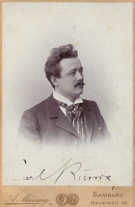 Karel Burian v době svého působení v Hamburku, které předcházelo pěvcovu angažmá v Národním divadle. Jeho sólistou se stal v roce 1899. Foto archiv Supraphonu